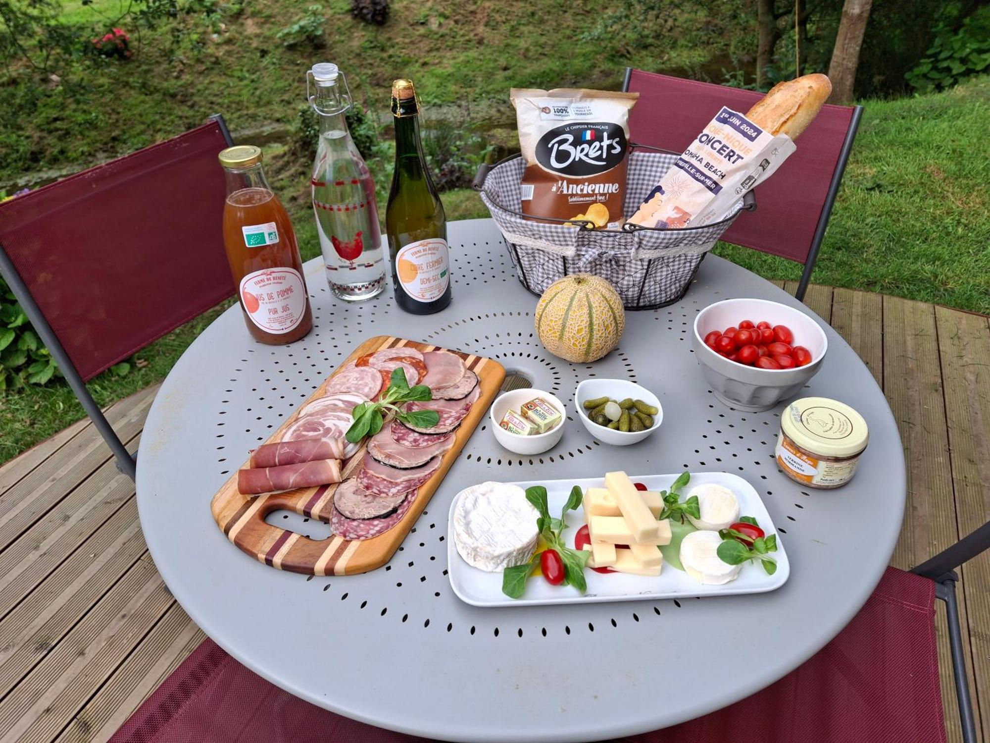 L'Authentique Tonneau A Cidre D'Emma Villa Litteau Kültér fotó